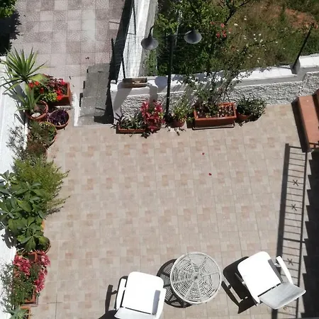 Borgo Julitta Тортора